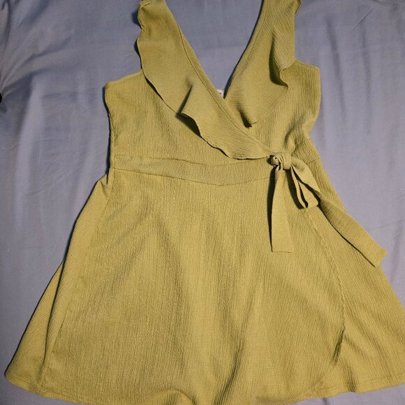 Green Romper - Picture 1 of 6